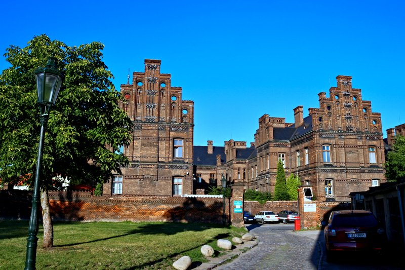 Porodnice U Apolináře (VFN) – Praha 2